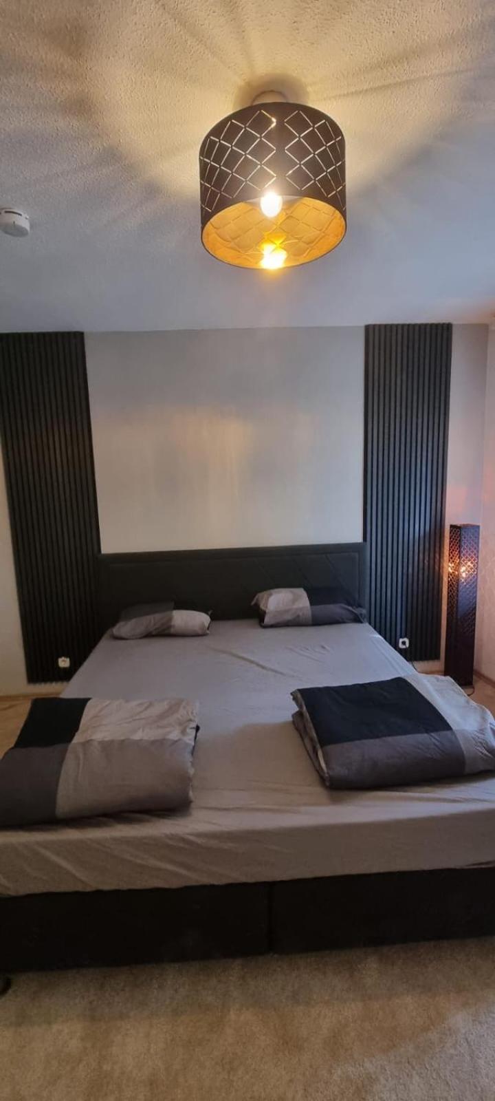 Deluxe Apartment Essen 1 ภายนอก รูปภาพ
